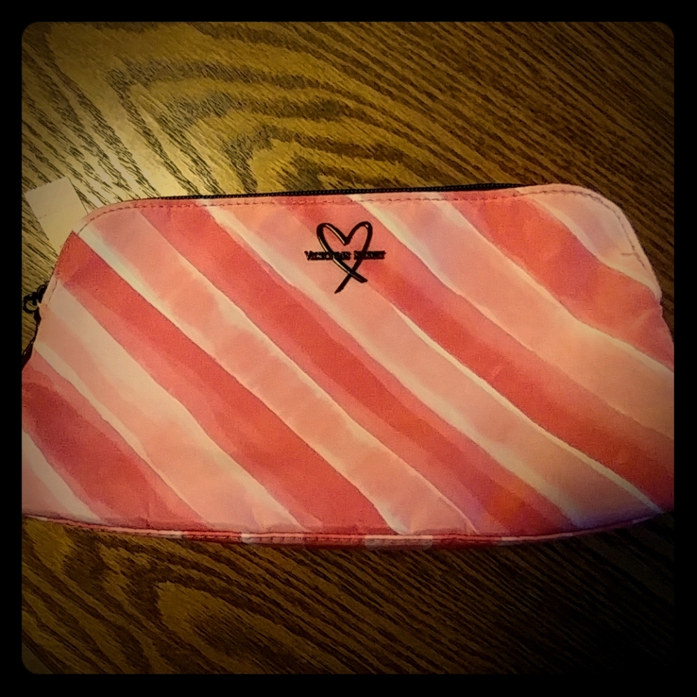 Love Victoria Victoria Secret accessories bag